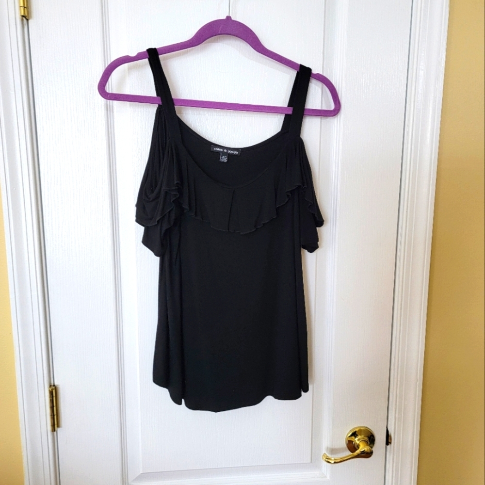Cable & Gauge Black Ruffle Top